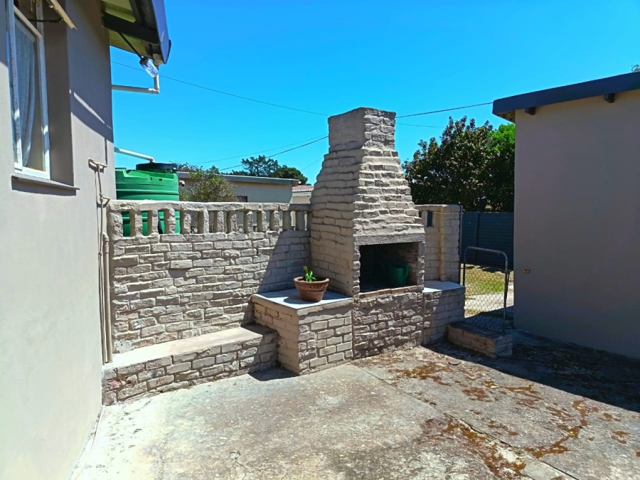 3 Bedroom Property for Sale in Albertinia Western Cape
